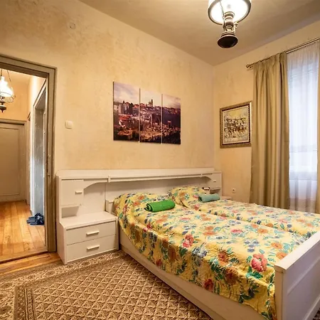 Zlatanov Apartment Veliko Tarnovo